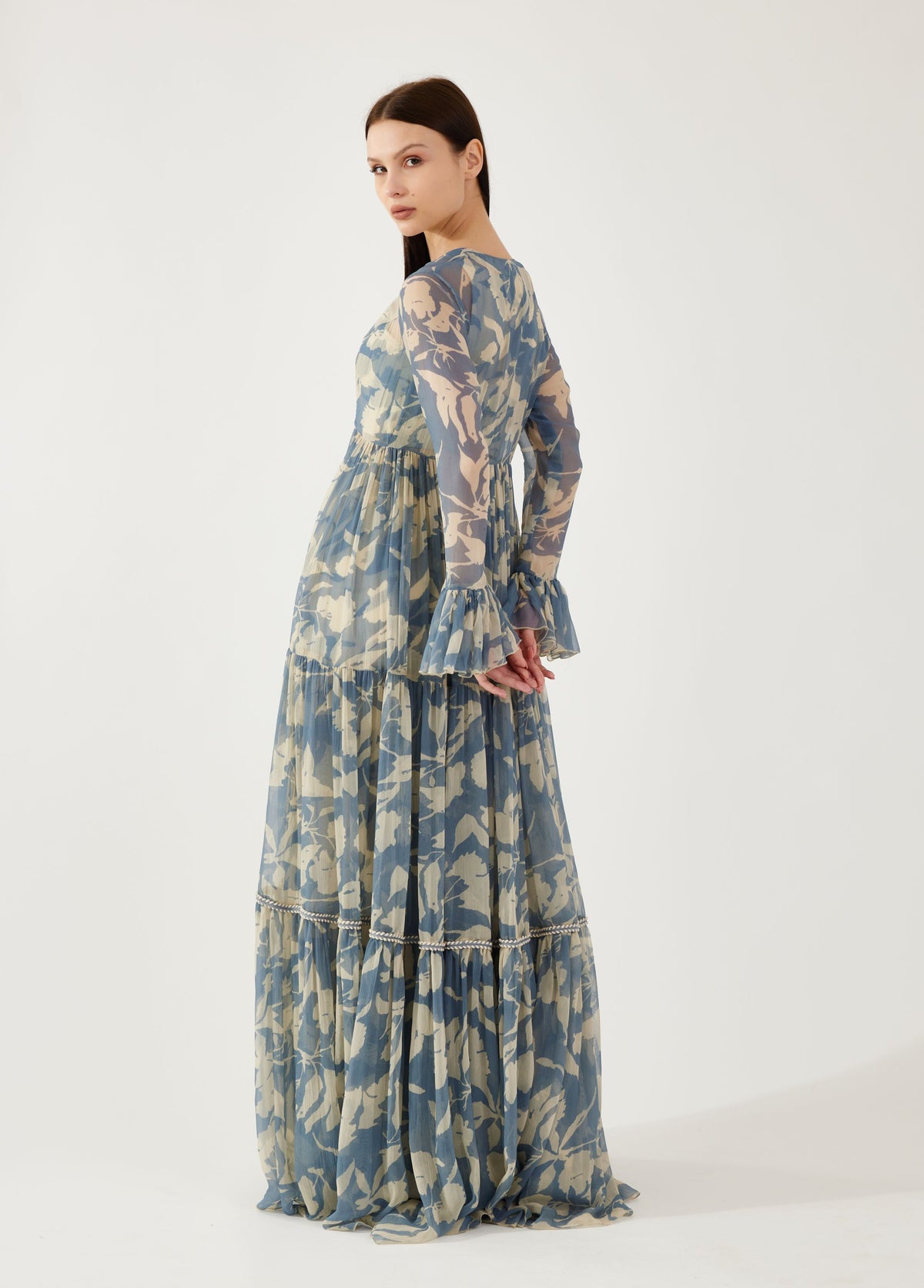 BLUE AND CREAM FLORAL CAPE