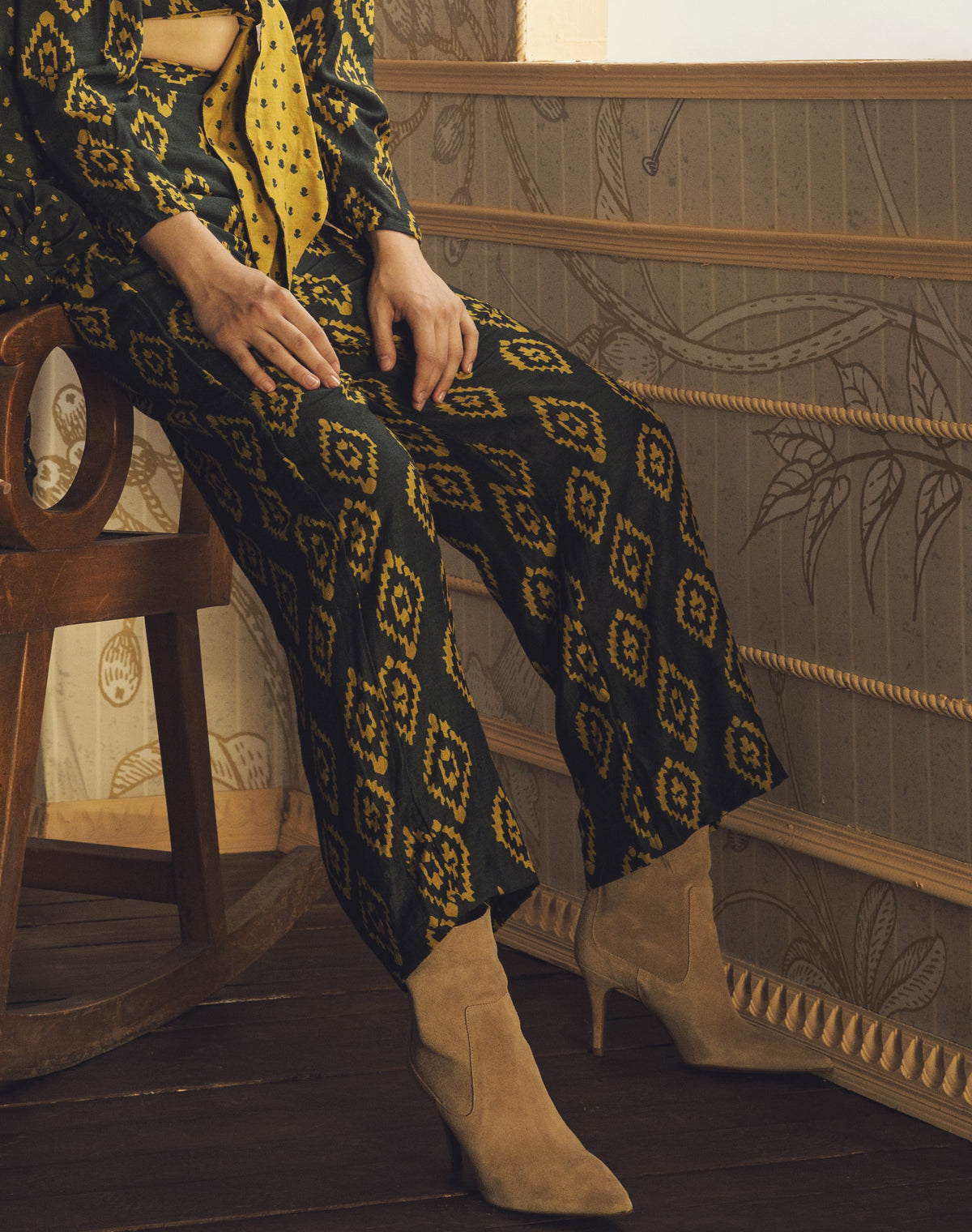 DABU PRINTED GREEN AND YELLOW PANTS