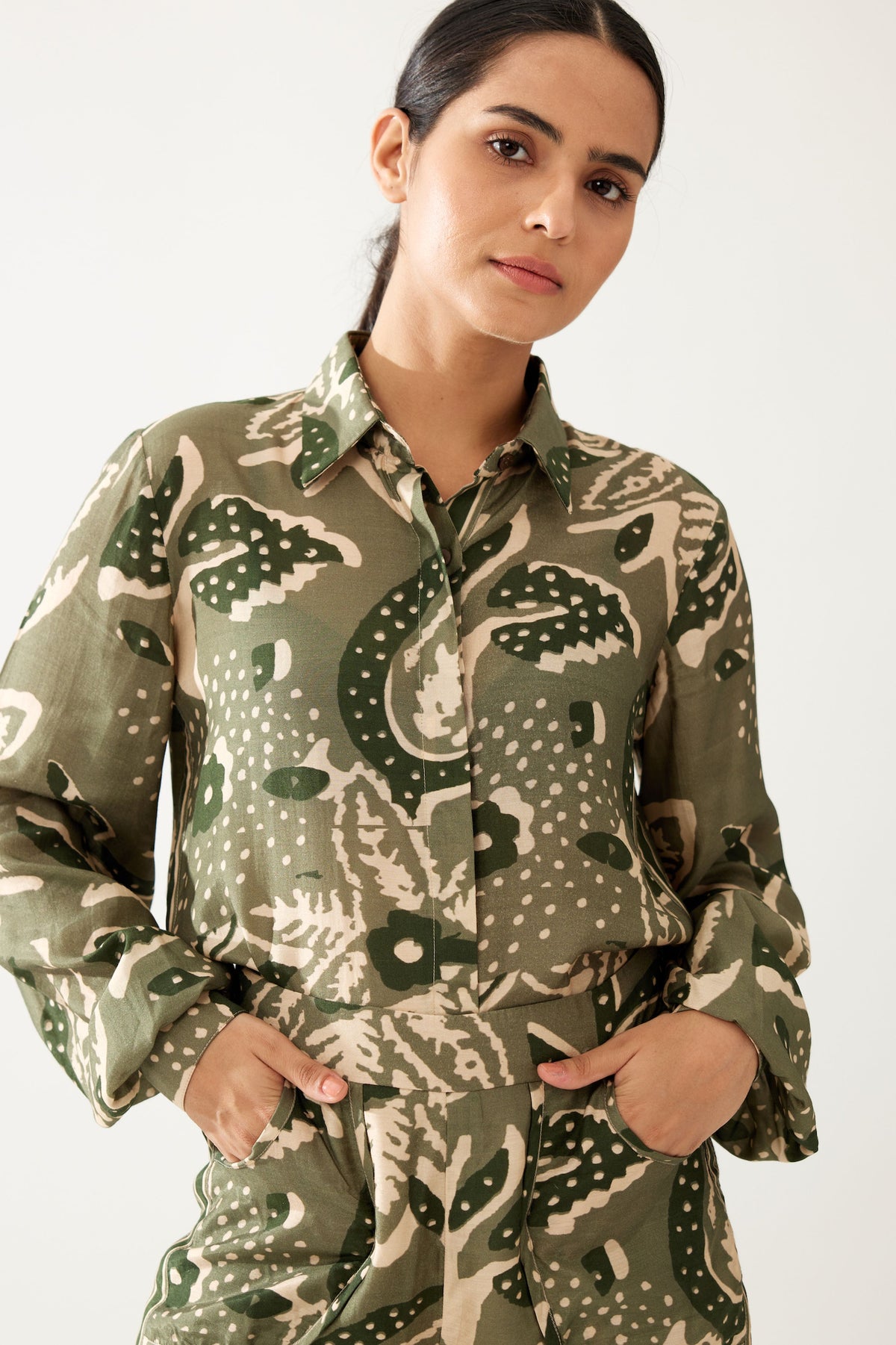 GREEN AND CREAM FLORAL LONG SHIRT