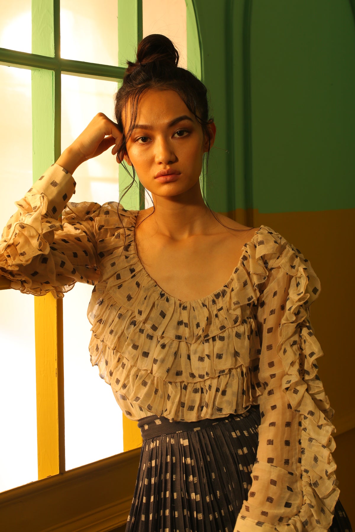 BLACK AND WHITE SQUARE POLKA FRILL TOP