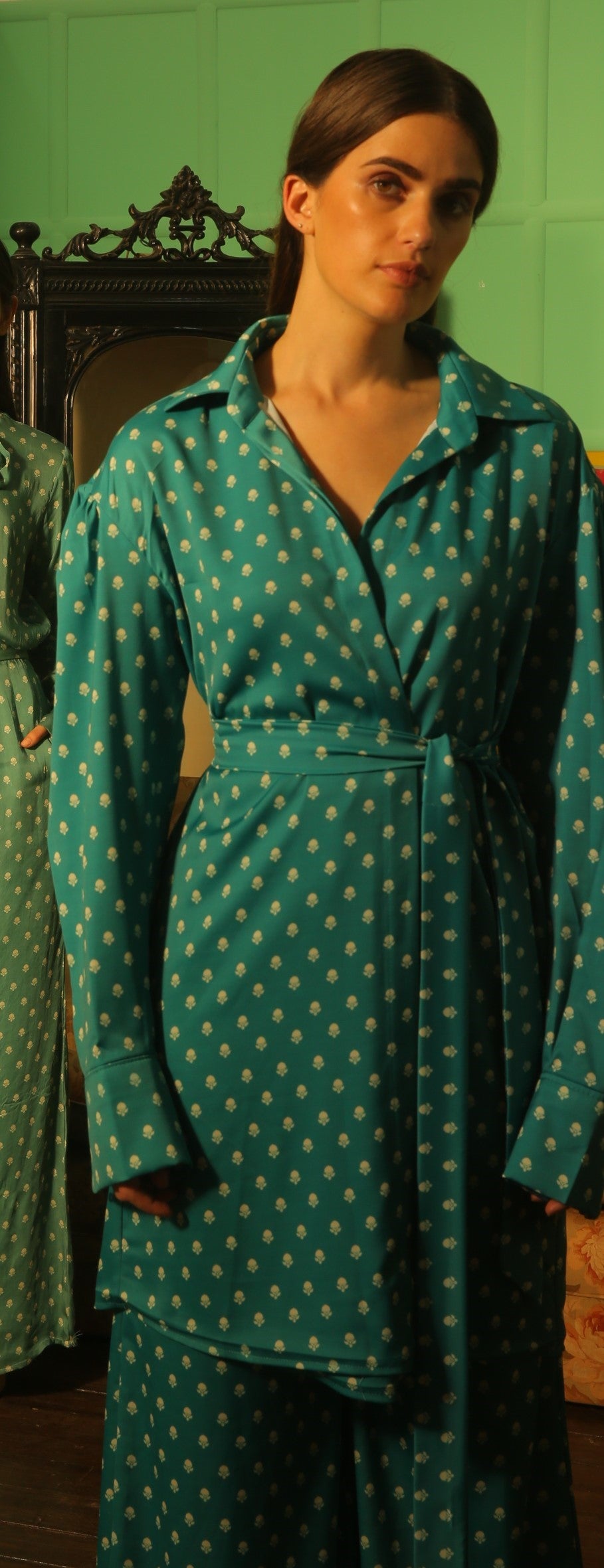 SEA GREEN AND CREAM POLKA LONG WRAP SHIRT WITH BELT