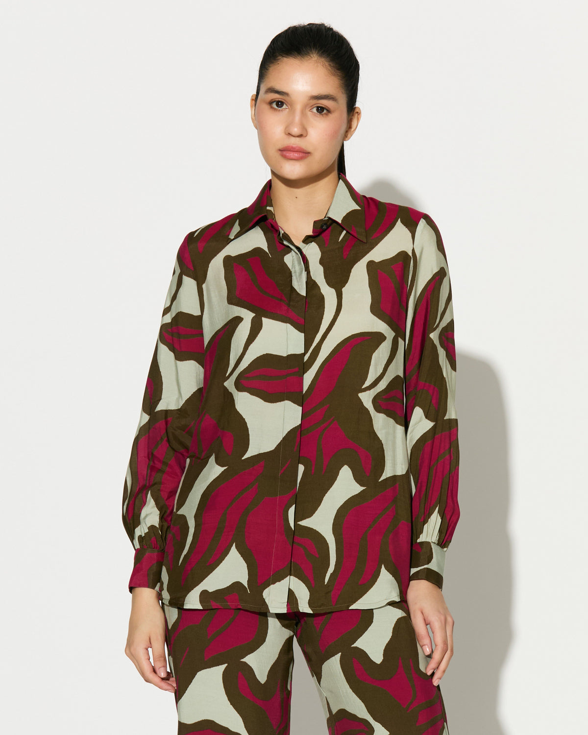 BEIGE, PINK AND GREEN FLORAL SHIRT