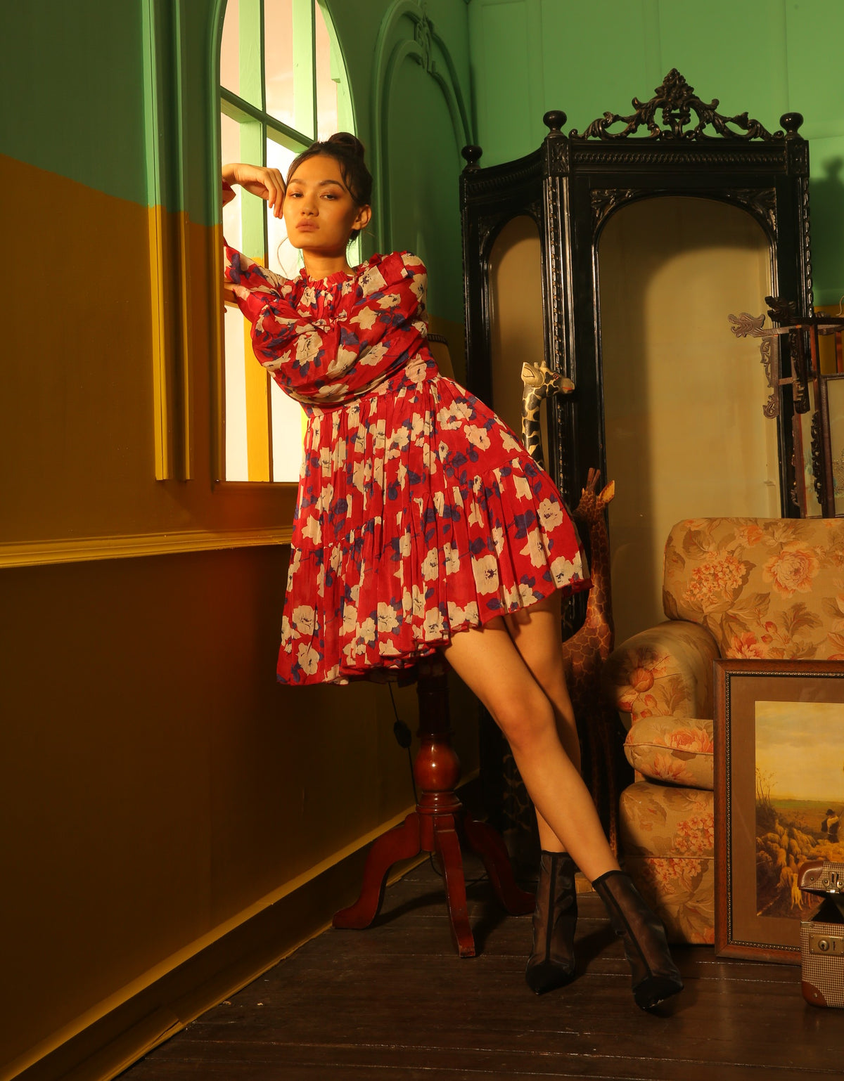 RED, BLUE AND WHITE FLORAL SHORT DRESS
