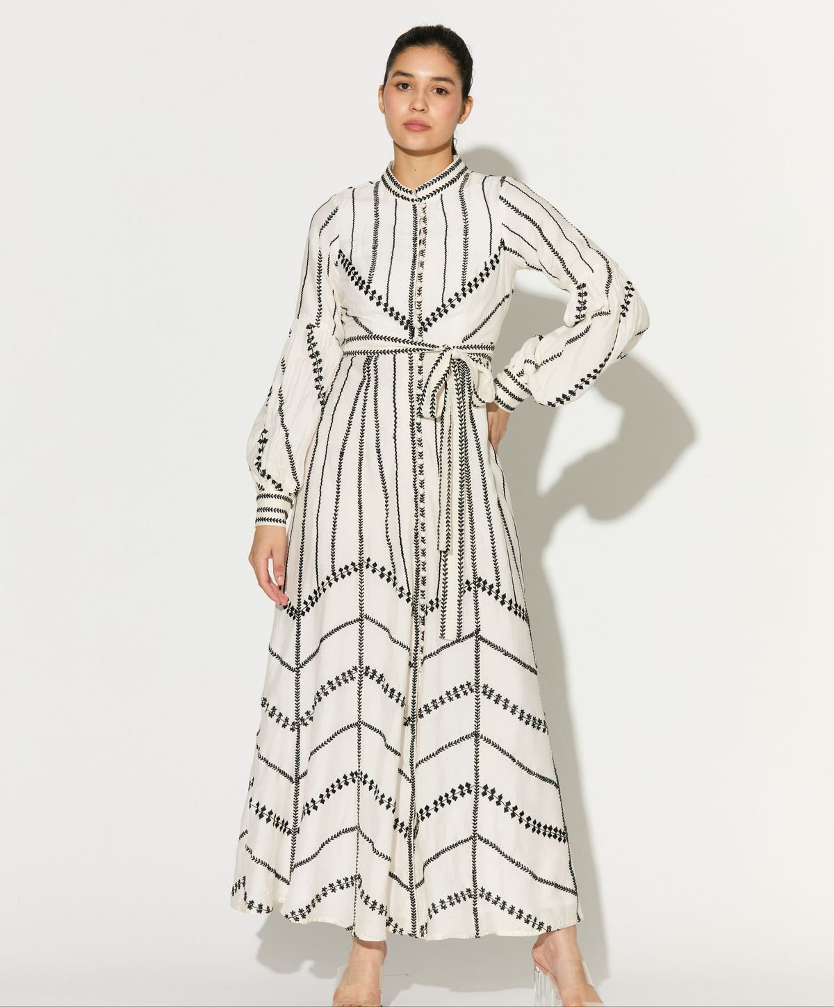 OFF WHITE EMBROIDERED SHIRT DRESS