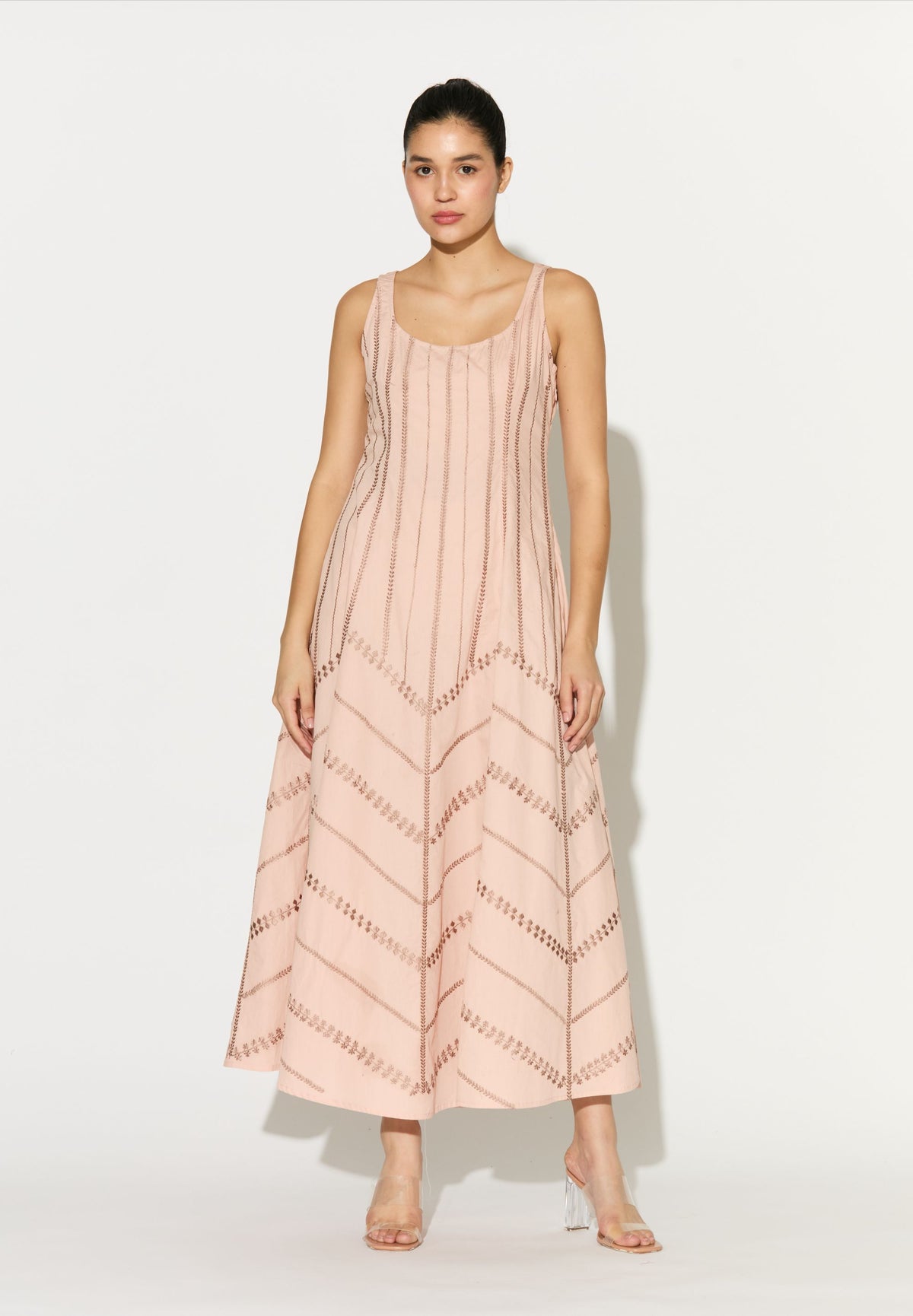PEACH EMBROIDERED SLEEVELESS DRESS