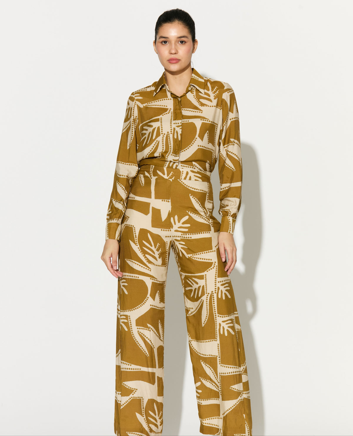 MUSTARD AND OFFWHITE PATTERNED PANTS