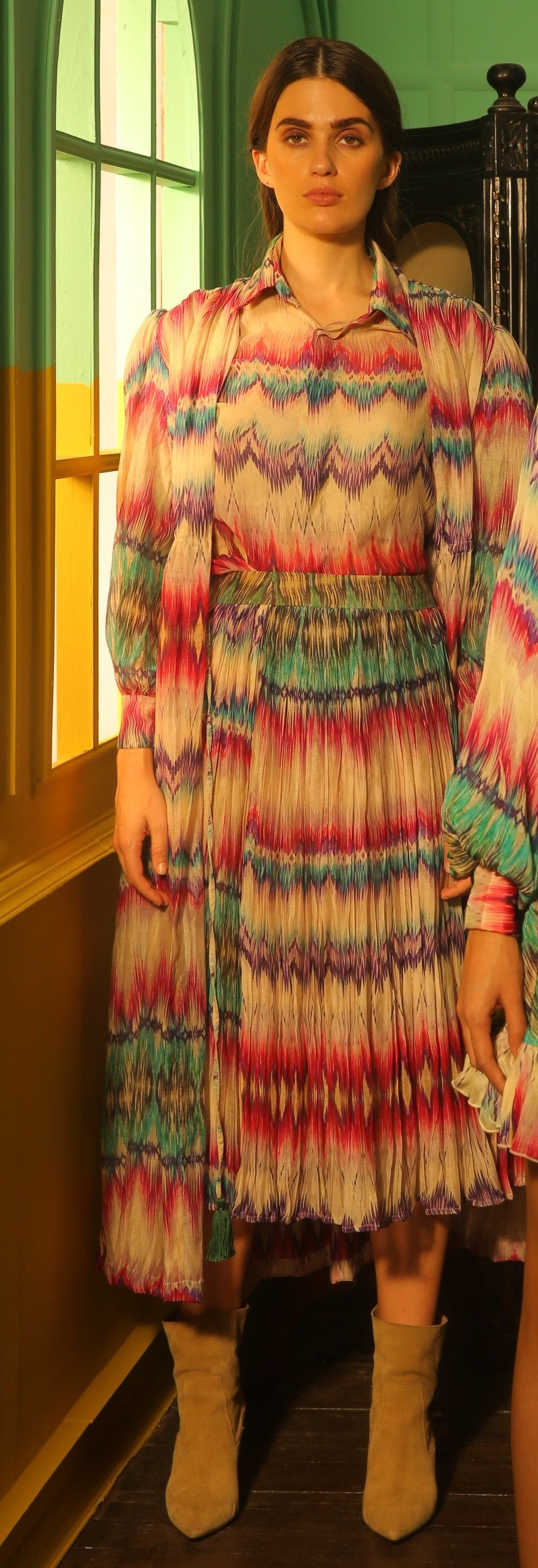 PINK, WHITE AND TURQUOISE SKIRT