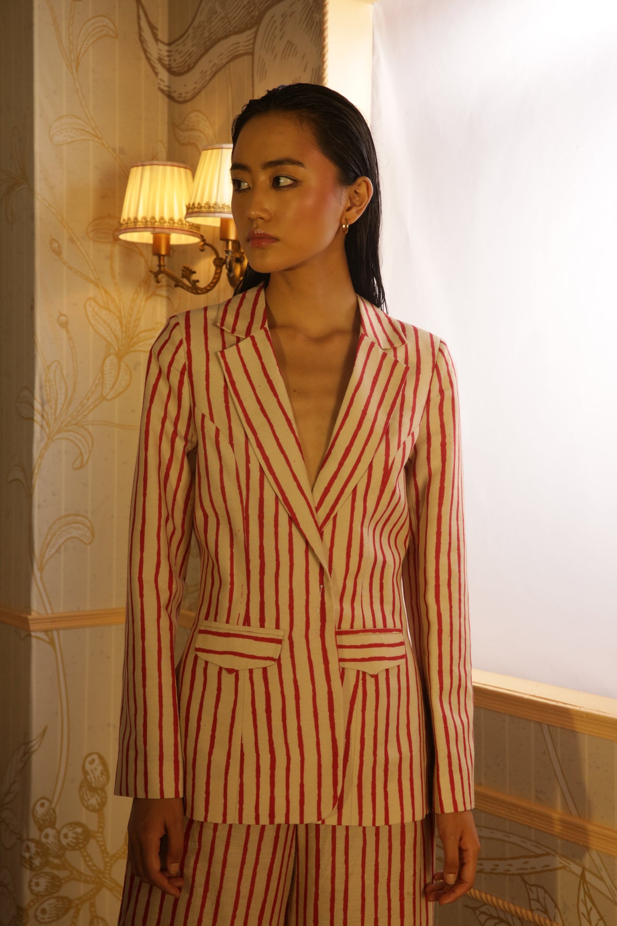RED AND WHITE STRIPED BLAZER