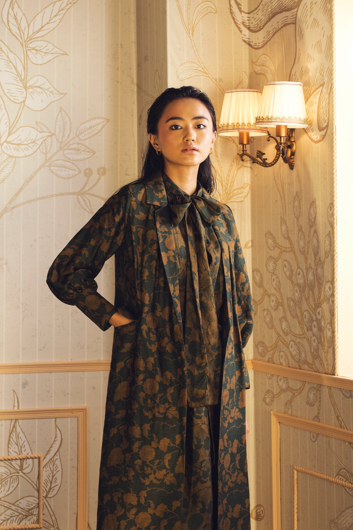 GREEN AND MUSTARD FLORAL PRINTED CAPE