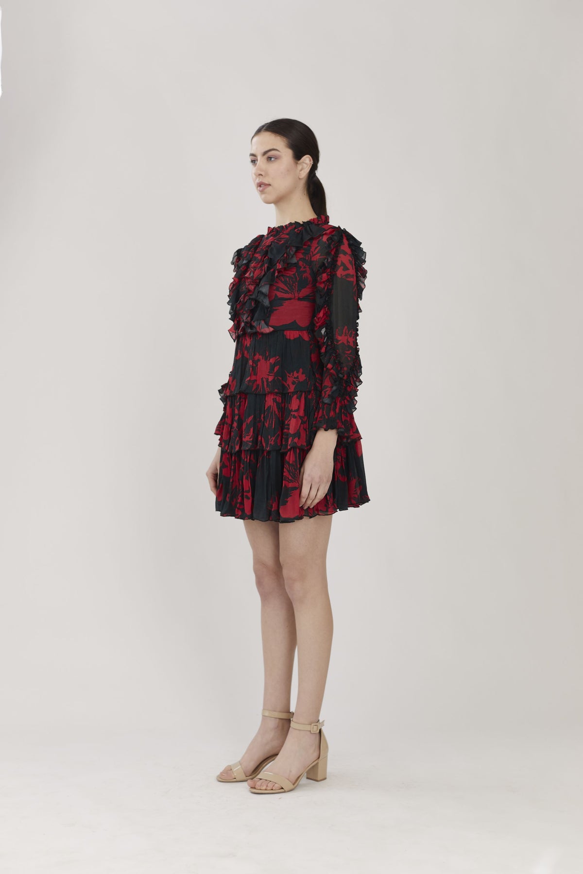 BLACK AND RED FLORAL FRILL SHORT DRESS