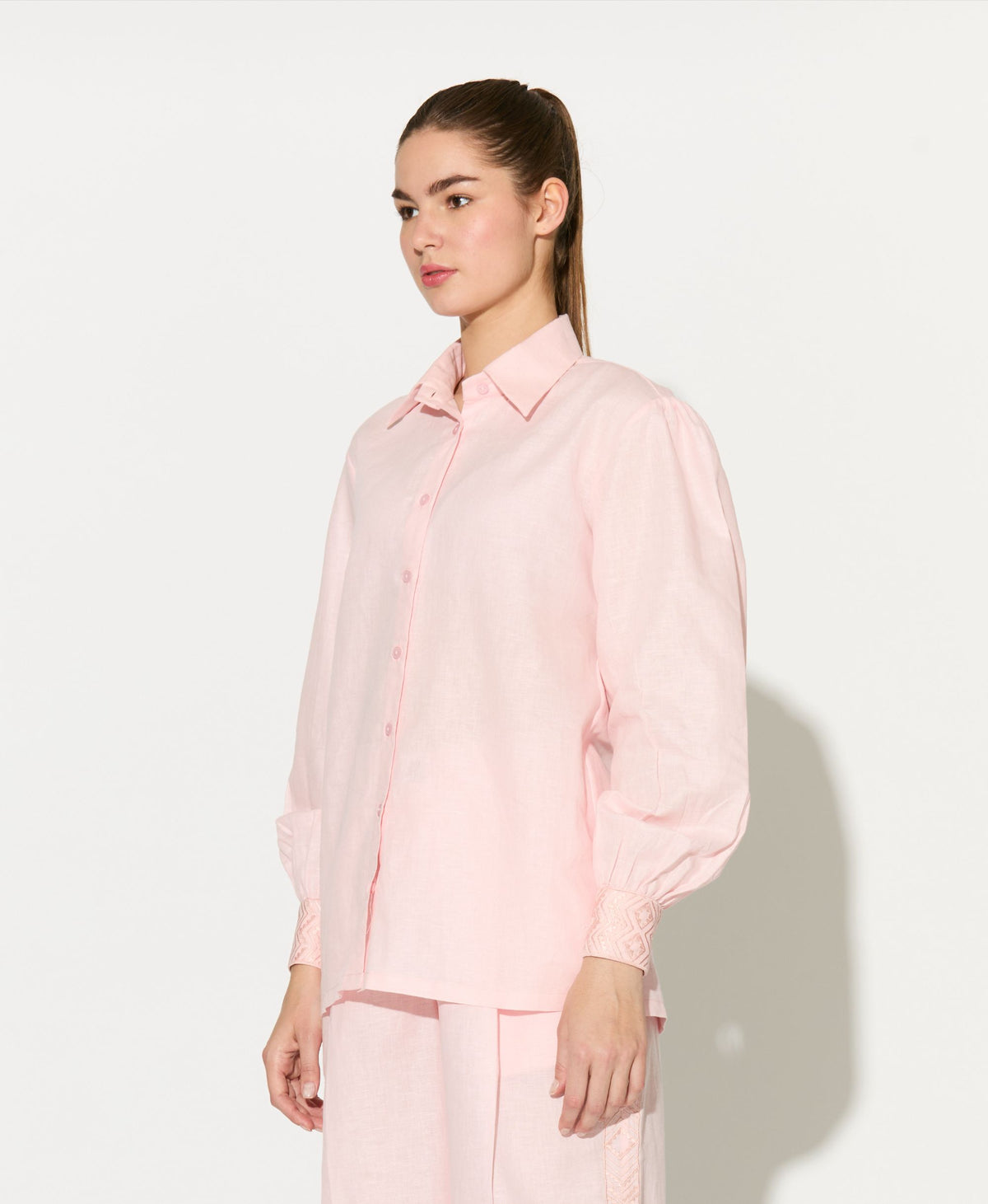 LIGHT PINK EMBROIDERED SHIRT