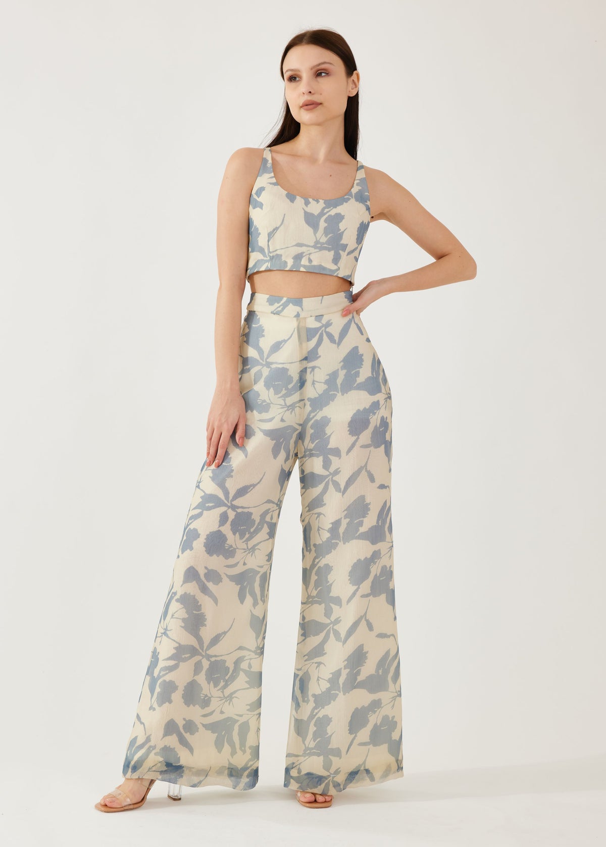 CREAM AND BLUE FLORAL PANTS