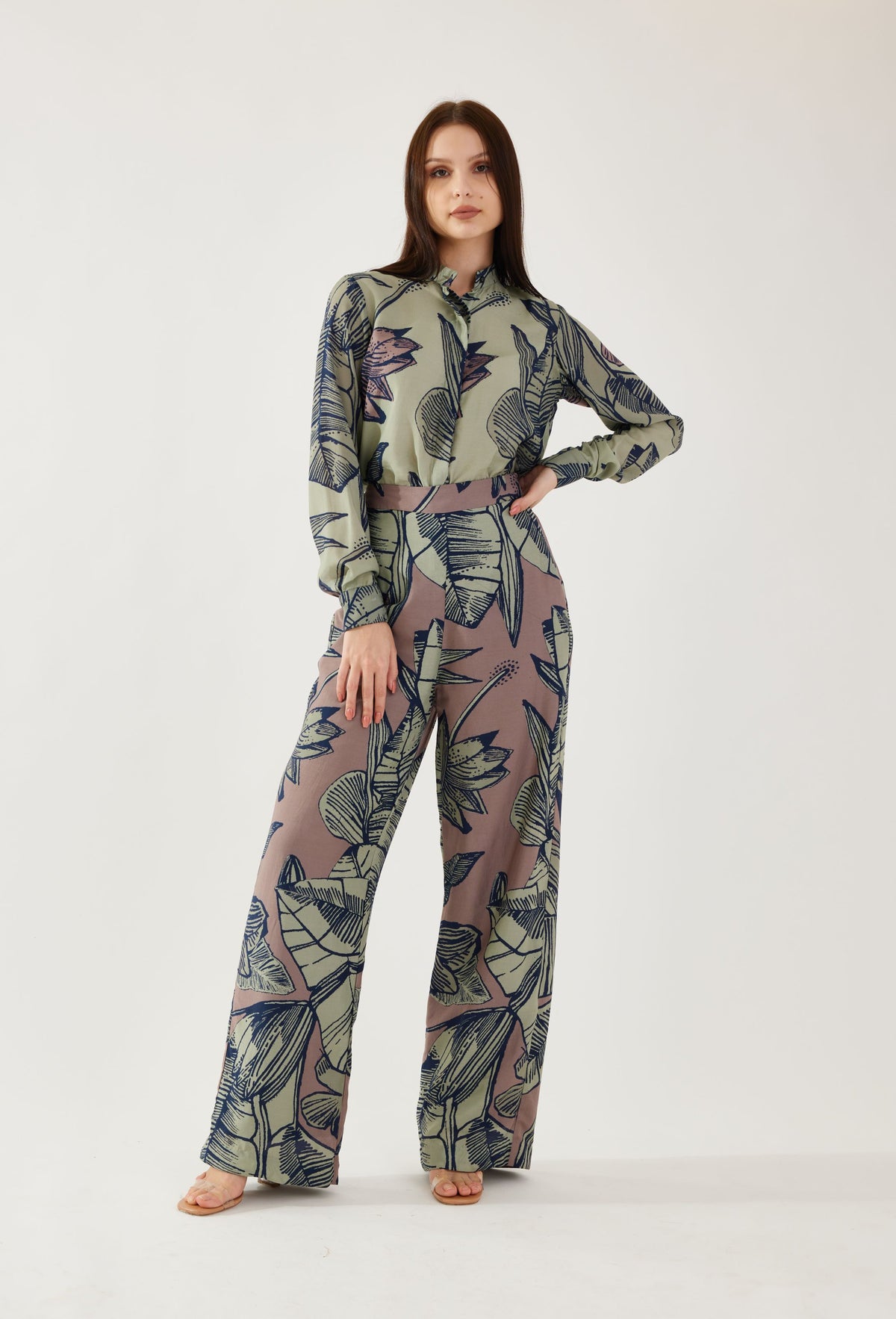 BROWN AND OLIVE FLORAL PANTS